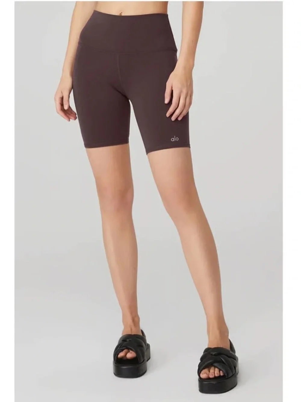 Alo Women's 7” High-Rise Bike Shorts in Raisin